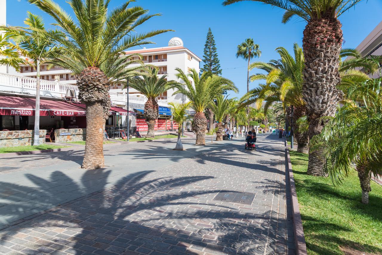 Modern Apartment Los Cristianos Center Exterior photo