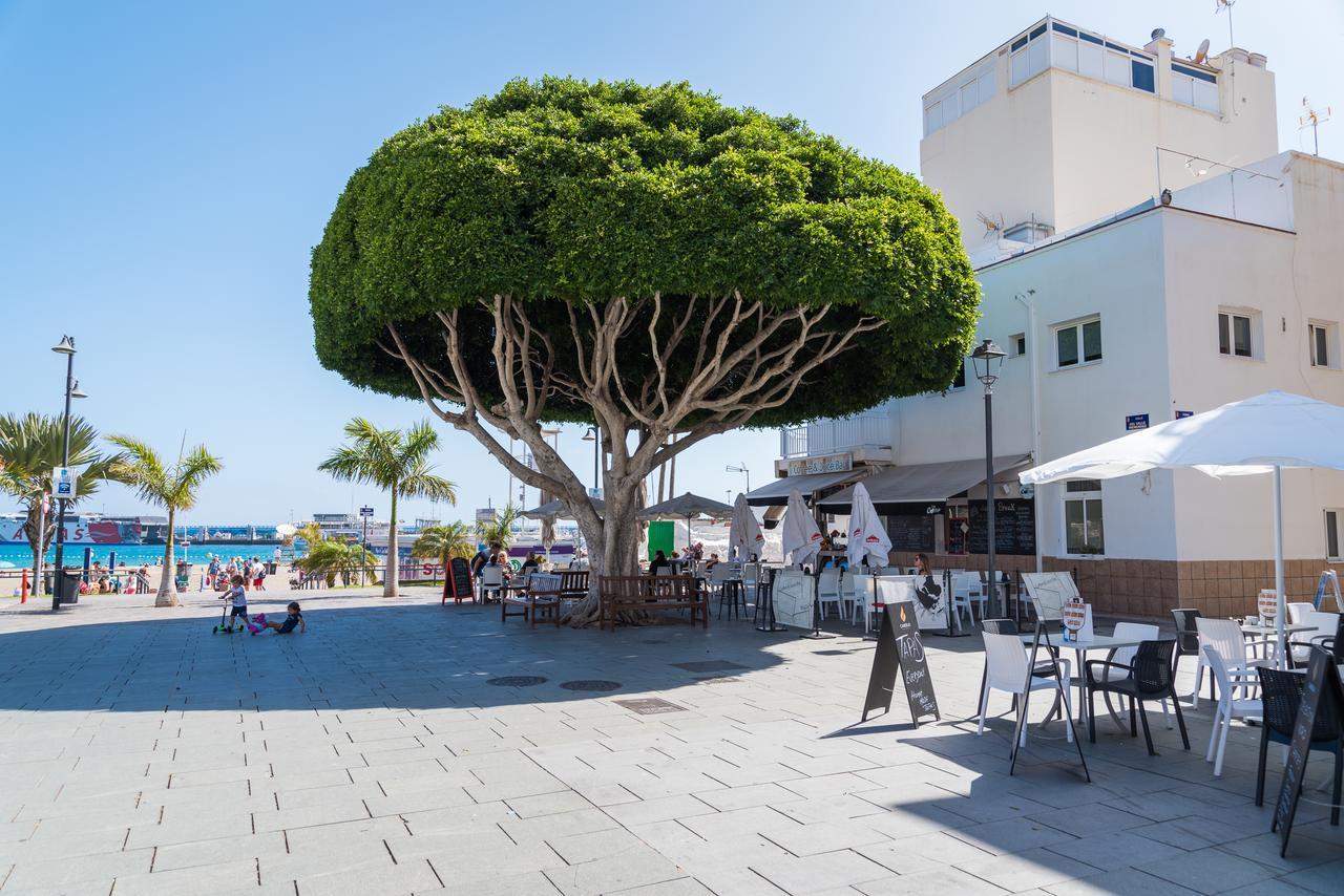 Modern Apartment Los Cristianos Center Exterior photo